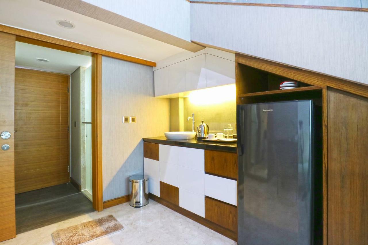 The Baile Hotel Джакарта Екстериор снимка
